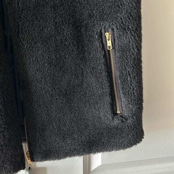 J. Crew Plush Fleece Excursion Vest - Picture 4 of 9